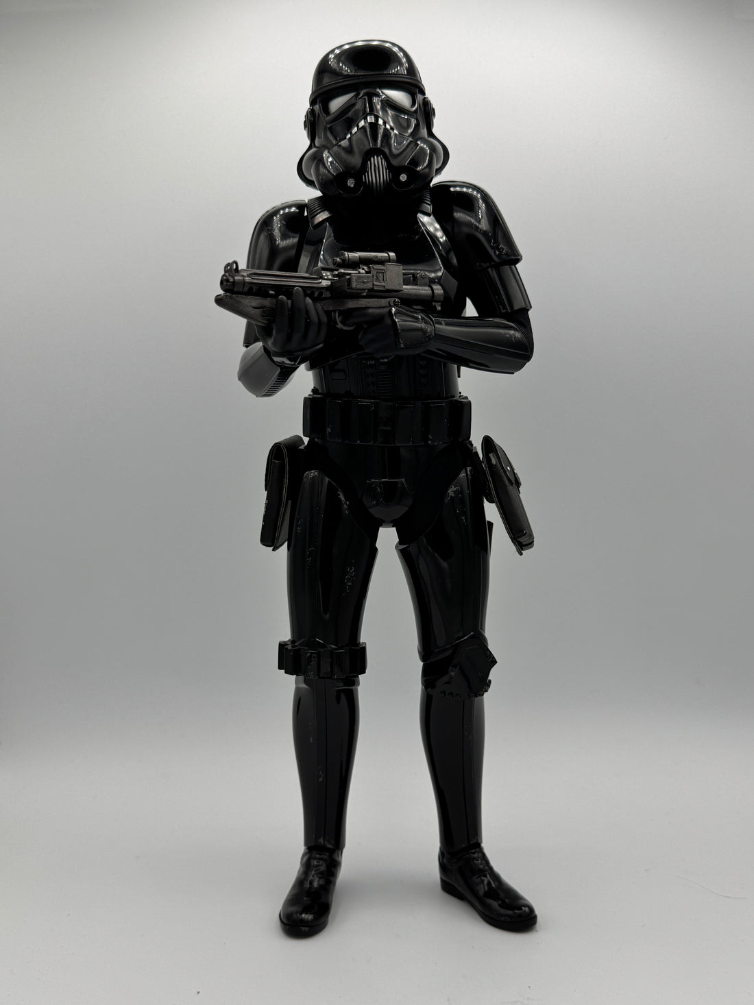 ! Shadow Trooper MMS737 (Loose)