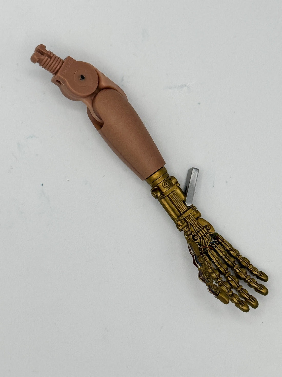 Cybernetic Arm (AotC)