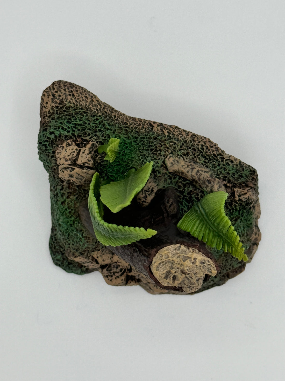 MMS516 Tree Stump Diorama Piece