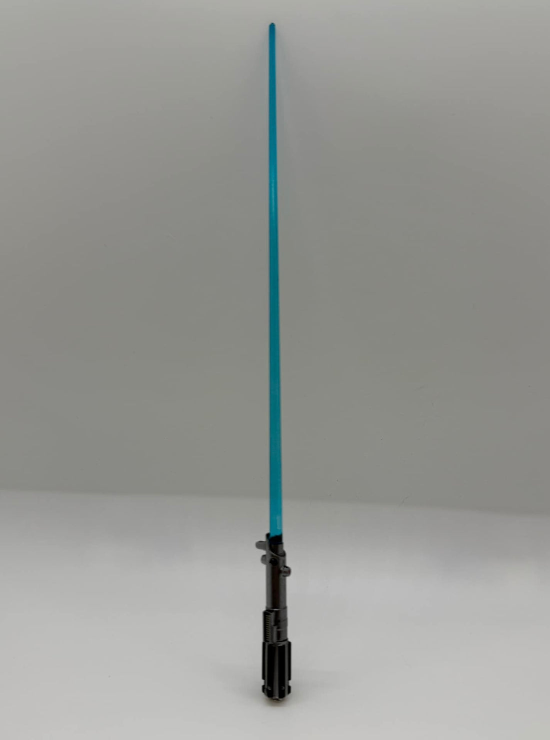 MMS297 Lightsaber Hilt & Blade